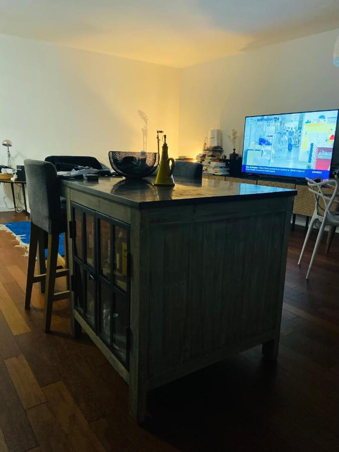 Bel Appartement Avec Terrasse Пантен Екстериор снимка