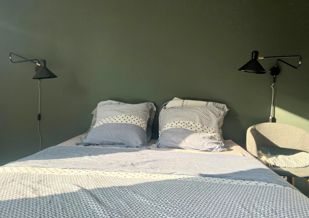 Bel Appartement Avec Terrasse Пантен Екстериор снимка